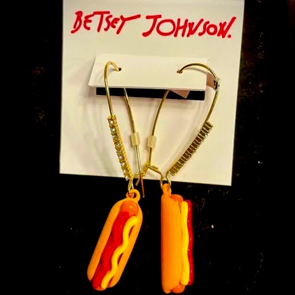 New Betsey Johnson Gold Tone HOT DOG 🌭 Drop earrings - Picture 5 of 8